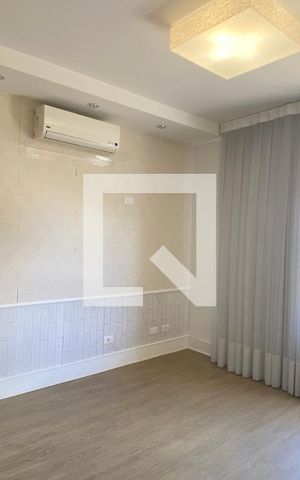 Casa de condomínio à venda com 450m², 4 quartos e 4 vagasSuíte 2