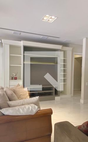Casa de condomínio à venda com 450m², 4 quartos e 4 vagasSala 2