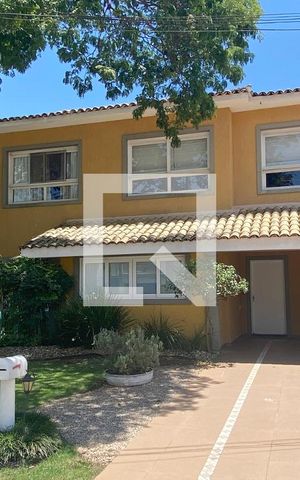 Casa de condomínio à venda com 450m², 4 quartos e 4 vagasFachada