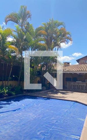Casa de condomínio à venda com 450m², 4 quartos e 4 vagasPiscina