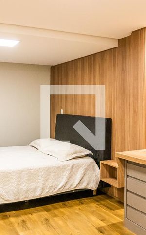 Casa de condomínio à venda com 550m², 6 quartos e 4 vagas Casa de condomínio à venda com 550m², 6 quartos e 4 vagasSuíte 2