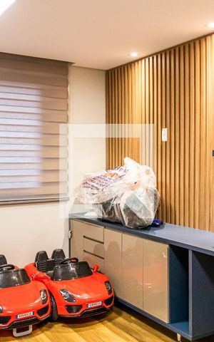 Casa de condomínio à venda com 550m², 6 quartos e 4 vagas Casa de condomínio à venda com 550m², 6 quartos e 4 vagasSuíte 1