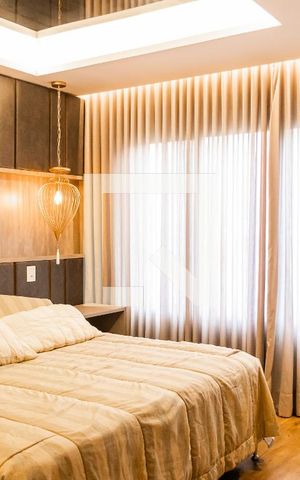 Casa de condomínio à venda com 550m², 6 quartos e 4 vagas Casa de condomínio à venda com 550m², 6 quartos e 4 vagasSuíte master