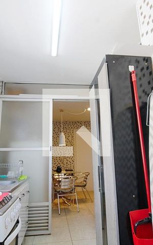 Apartamento à venda com 80m², 3 quartos e 1 vaga Apartamento à venda com 80m², 3 quartos e 1 vagaCozinha e Área de Serviço