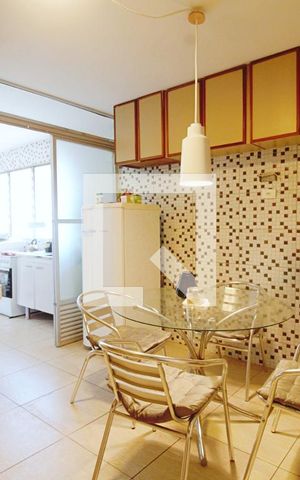Apartamento à venda com 80m², 3 quartos e 1 vaga Apartamento à venda com 80m², 3 quartos e 1 vagaCopa