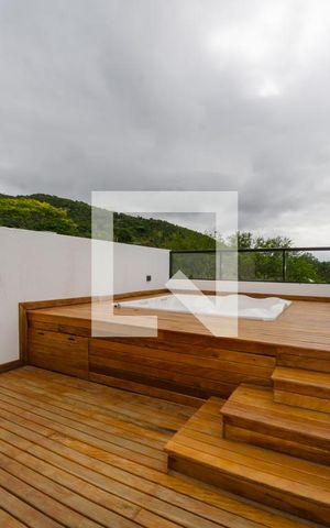 Casa para alugar com 300m², 4 quartos e 2 vagasÁrea externa