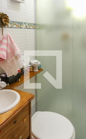 Casa à venda com 140m², 2 quartos e 1 vaga Casa à venda com 140m², 2 quartos e 1 vagaBanheiro Social