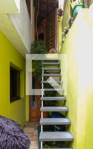 Casa à venda com 140m², 2 quartos e 1 vaga Casa à venda com 140m², 2 quartos e 1 vagaCorredor