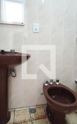 Casa para alugar com 355m², 4 quartos e 6 vagasBanheiro Suite edicula 