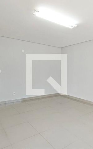 Casa para alugar com 355m², 4 quartos e 6 vagasSala de estar