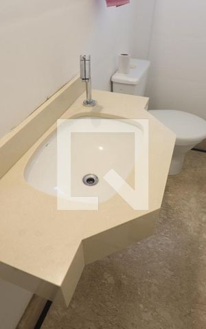 Apartamento para alugar com 131m², 3 quartos e 3 vagasLavabo