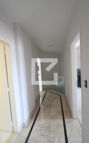 Apartamento para alugar com 131m², 3 quartos e 3 vagasCorredor