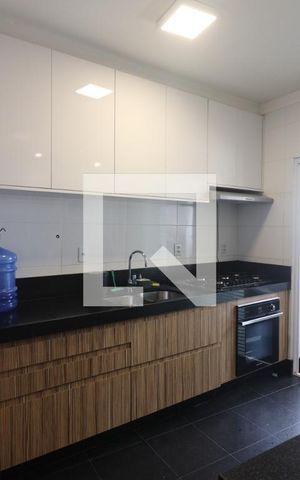 Apartamento para alugar com 131m², 3 quartos e 3 vagasCozinha
