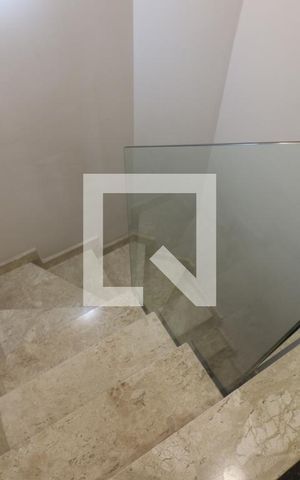 Apartamento para alugar com 131m², 3 quartos e 3 vagasEscada