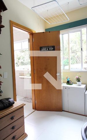 Apartamento à venda com 101m², 3 quartos e 2 vagasDependência