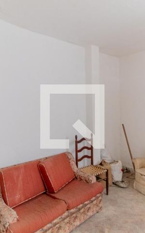Casa à venda com 407m², 5 quartos e 4 vagas Casa à venda com 407m², 5 quartos e 4 vagasQuarto 4 - Anexo