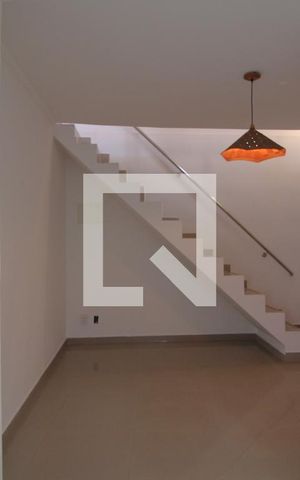 Casa para alugar com 110m², 2 quartos e 1 vagaSala