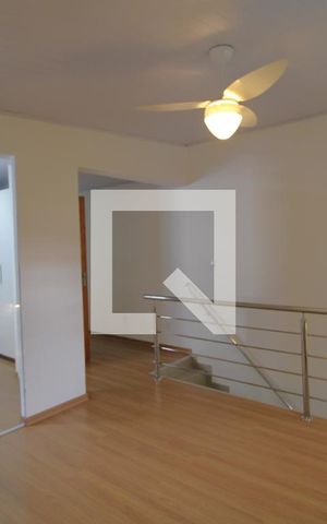 Casa para alugar com 110m², 2 quartos e 1 vagaSala