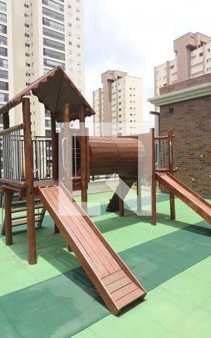 Apartamento à venda com 148m², 3 quartos e 2 vagasÁrea comum - Playground