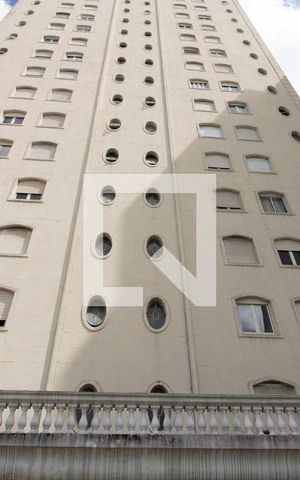 Apartamento para alugar com 32m², 1 quarto e 1 vagaFachada do Prédio