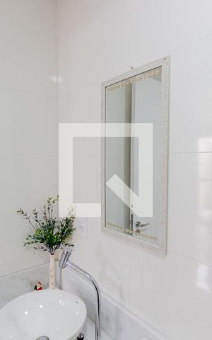 Apartamento à venda com 84m², 2 quartos e 2 vagas Apartamento à venda com 84m², 2 quartos e 2 vagasEspelho