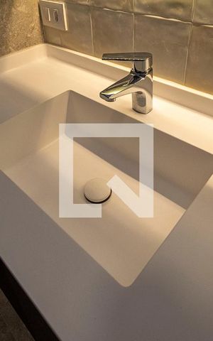 Apartamento à venda com 226m², 3 quartos e sem vaga Apartamento à venda com 226m², 3 quartos e sem vagaSuíte 3 - Banheiro