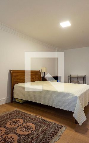 Apartamento à venda com 226m², 3 quartos e sem vaga Apartamento à venda com 226m², 3 quartos e sem vagaSuíte 2