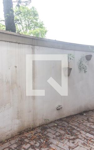 Casa à venda com 400m², 4 quartos e 2 vagas Casa à venda com 400m², 4 quartos e 2 vagasQuintal