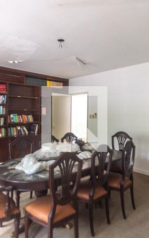 Casa à venda com 400m², 4 quartos e 2 vagas Casa à venda com 400m², 4 quartos e 2 vagasQuarto 2