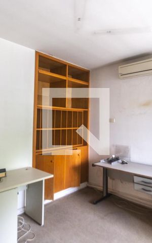 Casa à venda com 400m², 4 quartos e 2 vagas Casa à venda com 400m², 4 quartos e 2 vagasQuarto 3