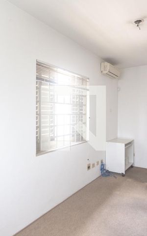 Casa à venda com 400m², 4 quartos e 2 vagas Casa à venda com 400m², 4 quartos e 2 vagasSuíte