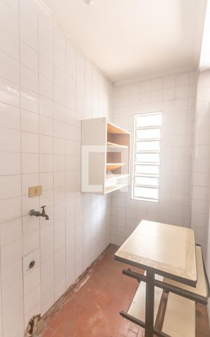 Casa à venda com 400m², 4 quartos e 2 vagas Casa à venda com 400m², 4 quartos e 2 vagasCozinha