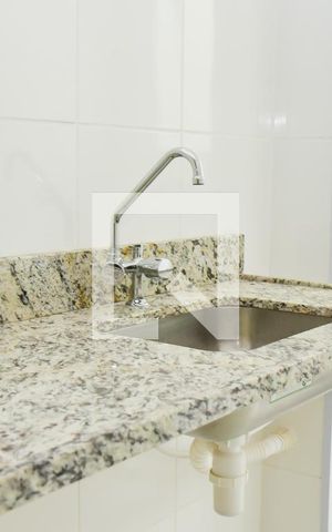 Apartamento à venda com 45m², 2 quartos e sem vaga Apartamento à venda com 45m², 2 quartos e sem vagaCozinha e Área de Serviço