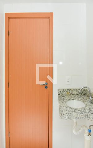 Apartamento à venda com 45m², 2 quartos e sem vaga Apartamento à venda com 45m², 2 quartos e sem vagaBanheiro