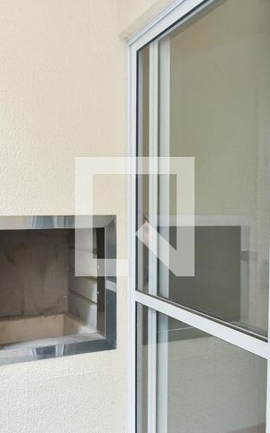 Apartamento à venda com 45m², 2 quartos e sem vaga Apartamento à venda com 45m², 2 quartos e sem vagaSacada/Churrasqueira