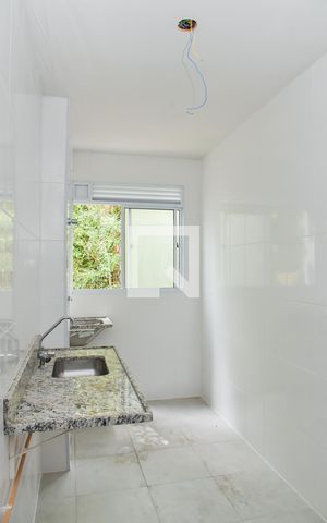 Apartamento à venda com 45m², 2 quartos e sem vaga Apartamento à venda com 45m², 2 quartos e sem vagaCozinha e Área de Serviço
