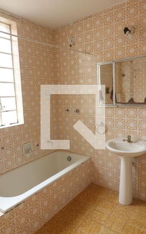 Apartamento à venda com 90m², 2 quartos e sem vagaBanheiro 