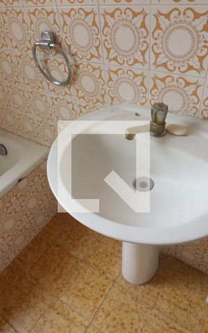Apartamento à venda com 90m², 2 quartos e sem vagaBanheiro 