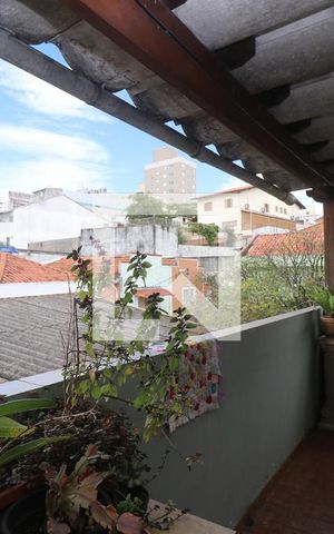 Casa à venda com 180m², 5 quartos e 3 vagasÁrea de Serviço 2