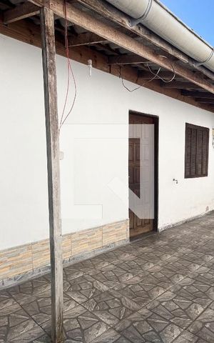 Casa à venda com 120m², 2 quartos e 3 vagasVaranda