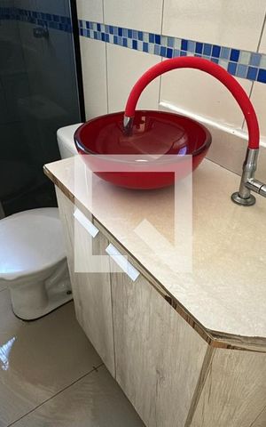 Apartamento à venda com 43m², 3 quartos e 1 vaga Apartamento à venda com 43m², 3 quartos e 1 vagaBanheiro