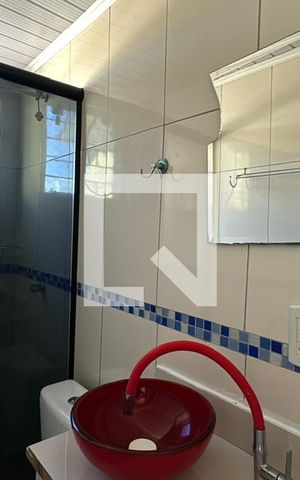 Apartamento à venda com 43m², 3 quartos e 1 vaga Apartamento à venda com 43m², 3 quartos e 1 vagaBanheiro