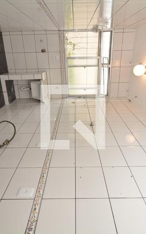 Apartamento à venda com 70m², 2 quartos e 1 vagaCozinha e Área de Serviço