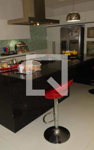 Casa à venda com 620m², 3 quartos e 6 vagas