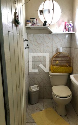 Casa à venda com 256m², 7 quartos e 4 vagas