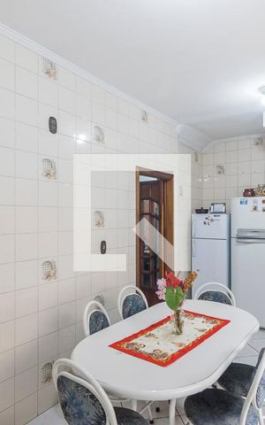 Casa à venda com 277m², 3 quartos e 2 vagas Casa à venda com 277m², 3 quartos e 2 vagasCozinha Casa 2