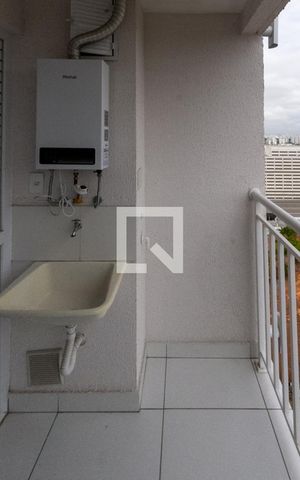 Apartamento para alugar com 44m², 2 quartos e 1 vagaÁrea de Serviço