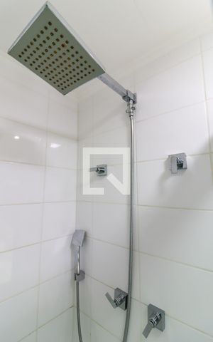 Apartamento para alugar com 54m², 1 quarto e 1 vaga Apartamento para alugar com 54m², 1 quarto e 1 vagaBanheiro da Suíte