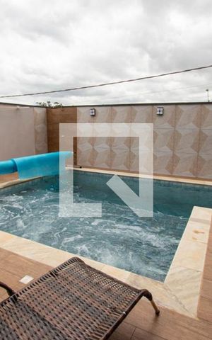 Casa de condomínio para alugar com 339m², 4 quartos e 4 vagas Casa de condomínio para alugar com 339m², 4 quartos e 4 vagasPiscina
