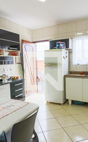 Casa à venda com 120m², 3 quartos e 1 vaga Casa à venda com 120m², 3 quartos e 1 vagaCozinha